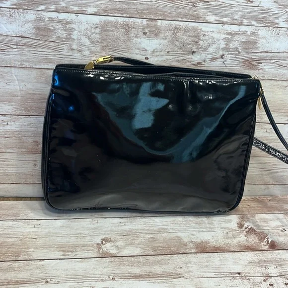 Ferragamo Salvatore Ferragamo Black Patent Leather Mini Shoulder Bag Clutch - Picture 2 of 16